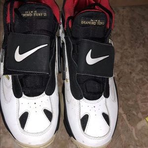 Nike Diamond Turf 2 Sneakers GS